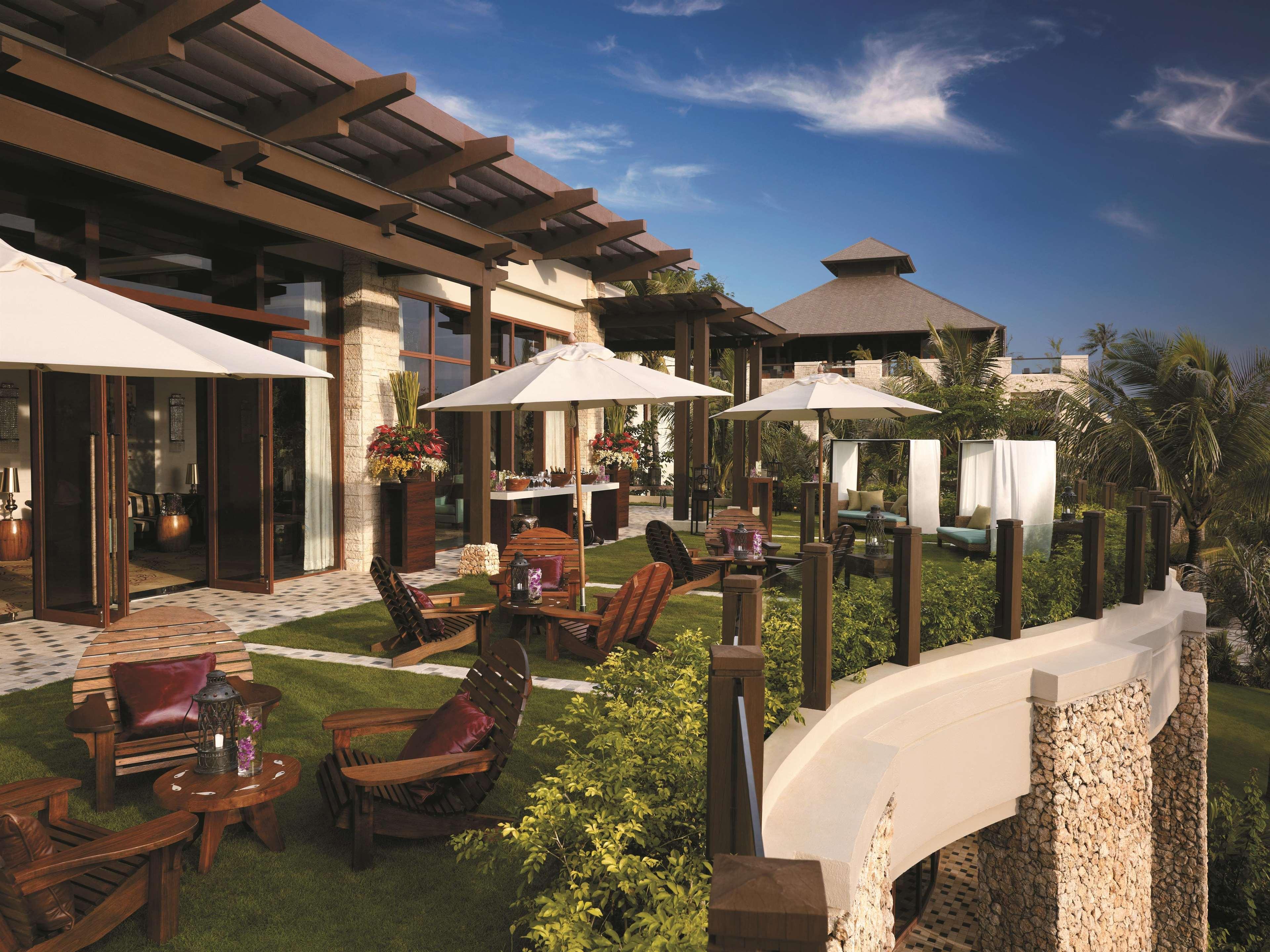 Shangri-La Boracay Exterior photo The Club at The Oberoi, Mumbai